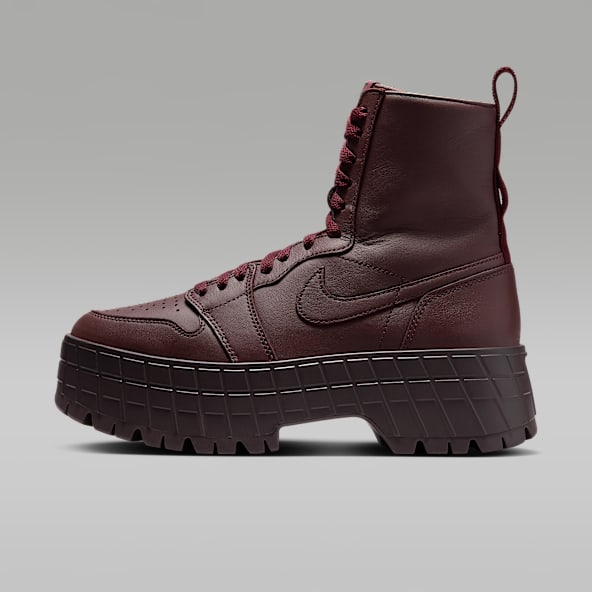 Lifestyle High Top Platform Shoes. Nike